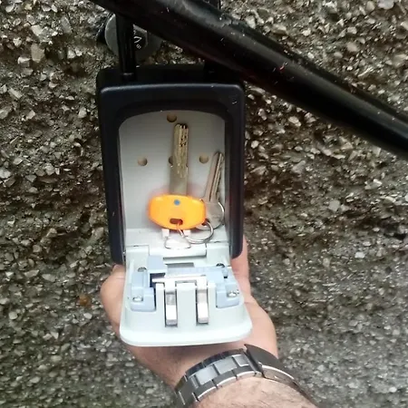 Appartamento Bello, Piccolo E Accogliente , Soggiorni Lunghi *