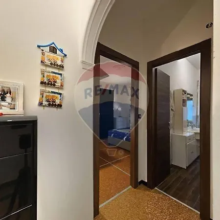 Tranquillo E Confortevole Soggiorni Lunghi Apartman *