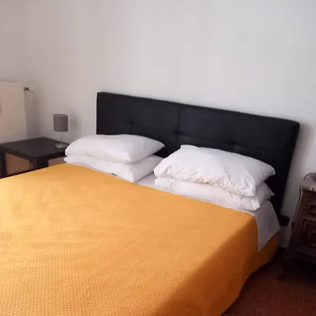 Tranquillo E Confortevole Soggiorni Lunghi Apartman Genova